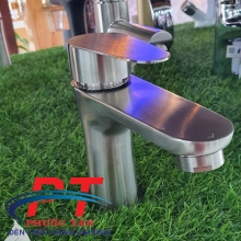 Vòi lavabo nóng lạnh 