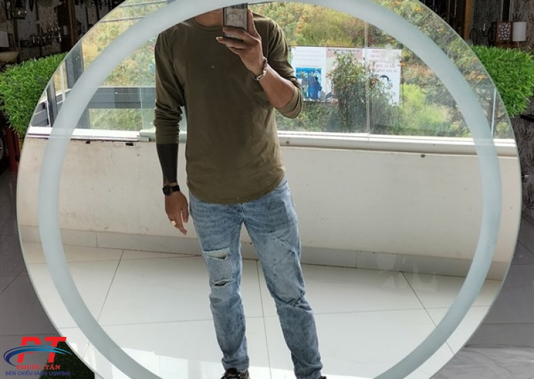 Gương tròn D80 cảm ứng + sấy chống mờ 