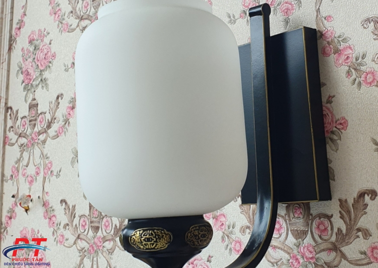 Đèn Tường 8010
