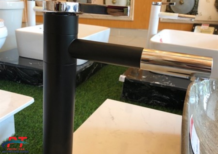 Vòi lavbo đen mỏ xi trắng 30cm